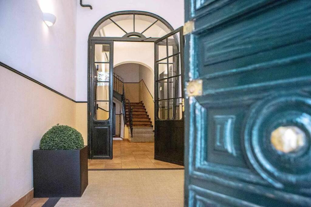 Calle Huertas Corazon By Regalatemadrid Bagian luar foto