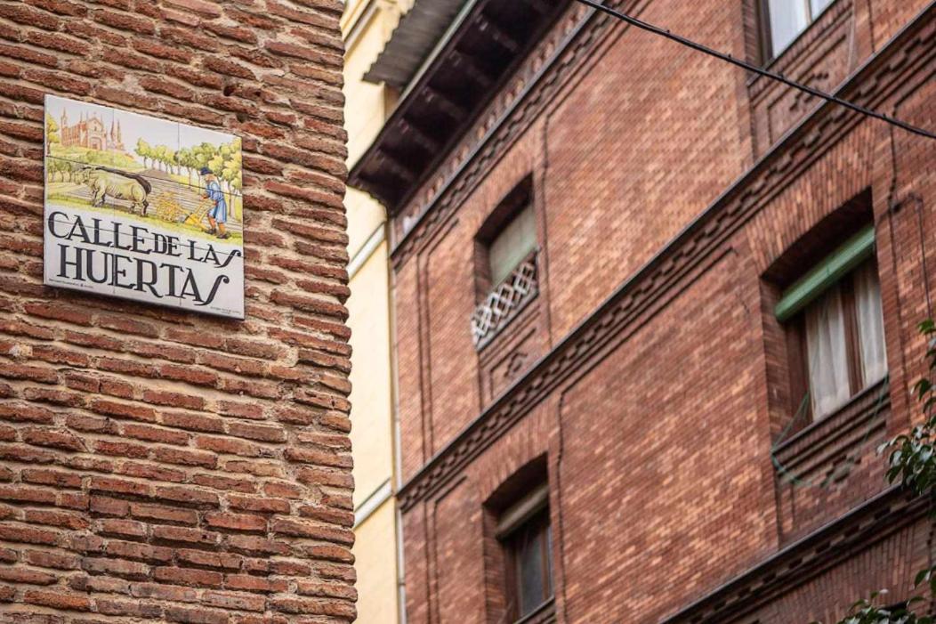 Calle Huertas Corazon By Regalatemadrid Bagian luar foto